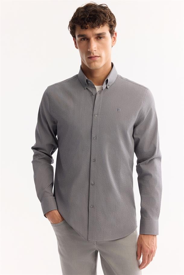 Gri Düğmeli Yaka Gofreli Çizgili Slim Fit Uzun Kol Gömlek