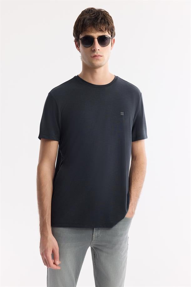 Gri Eskitme Yıkamalı Slim Fit Denim Pantıolon