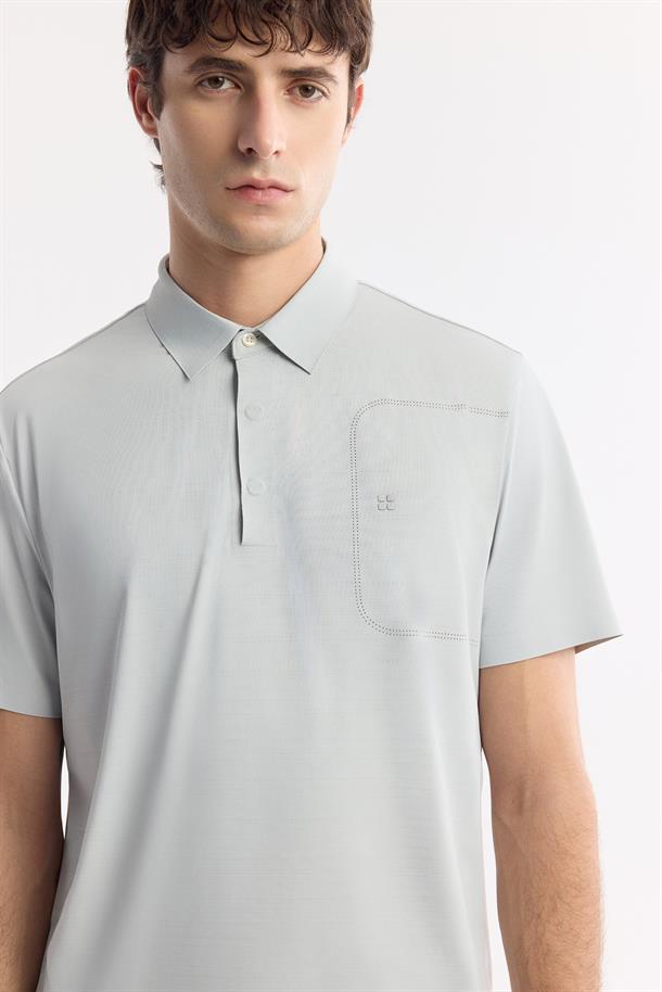 Gri Kırılmaz Polo Yaka Magnet Düğme Teknik Kumaş T-Shirt