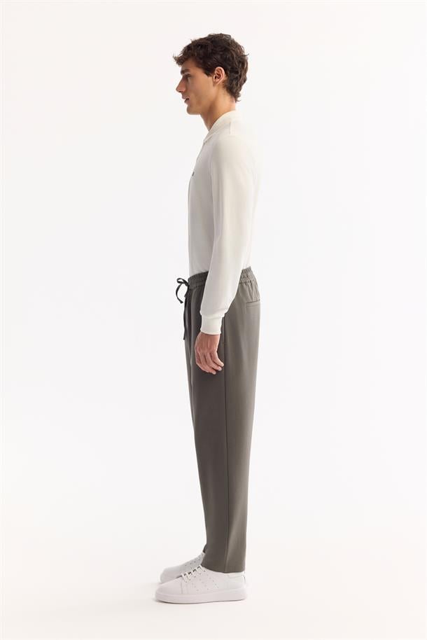 Haki Beli Lastikli Bağcıklı Relaxed Fit Pantolon