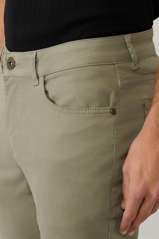 Haki Klasik Bel Armürlü Tensel Karışımlı 5 Cep Perge Slim Fit Pantolon