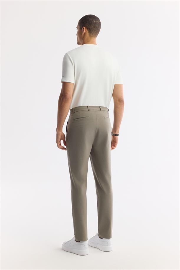 Haki Yanı Lastikli Teknik Kumaş Nora Slim Fit Pantolon