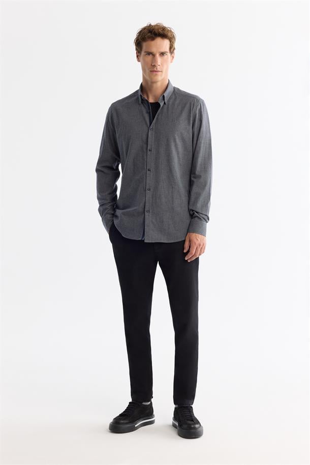 Lacivert Alttan Britli Yaka Mini Kazayagı Flanel Slim Fit Uzun Kol Gömlek