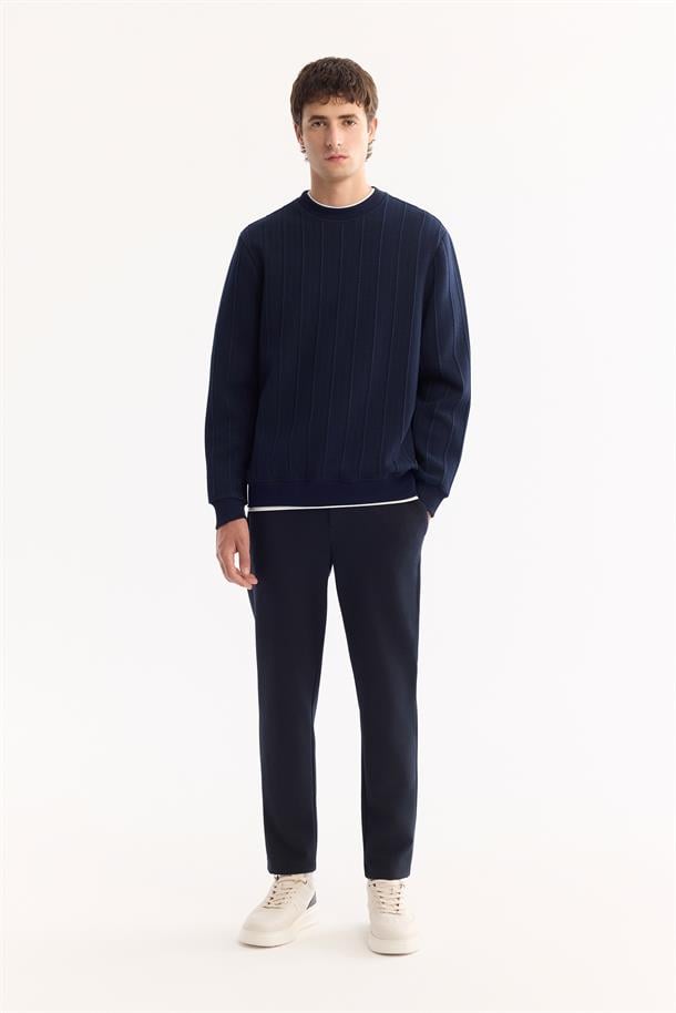 Lacivert Bisiklet Yaka Jakarlı Sweatshirt