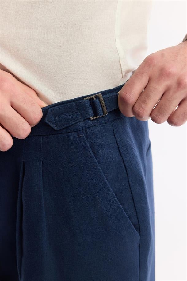 Lacivert Klasilk Bel Apolet Detaylı Gordion %100 Keten Carrot Fit Pantolon