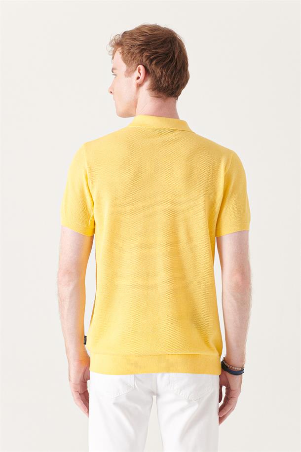 Sarı Dokulu Polo Yaka Triko T-shirt