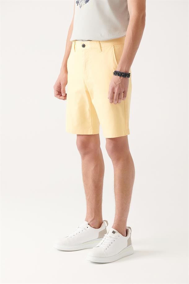 Sarı Klasik Bel Armürlü Patara Relaxed Fit Chino Şort