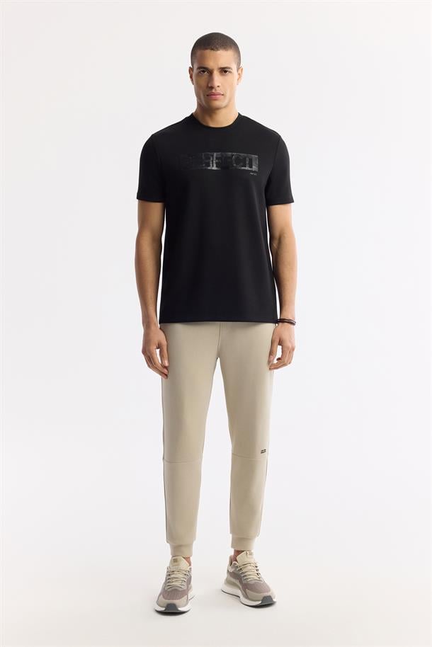Siyah Bisiklet Yaka Enjeksiyon Baskılı İnterlok T-Shirt
