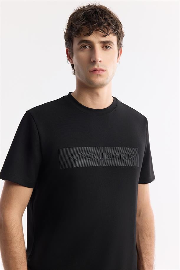 Siyah Bisiklet Yaka Enjeksiyon Baskılı İnterlok T-Shirt