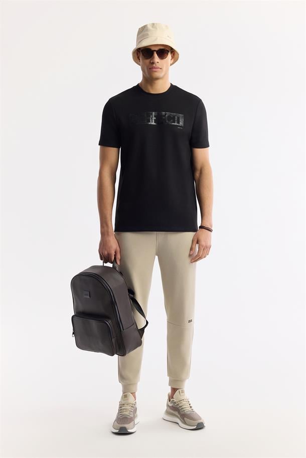 Siyah Bisiklet Yaka Enjeksiyon Baskılı İnterlok T-Shirt