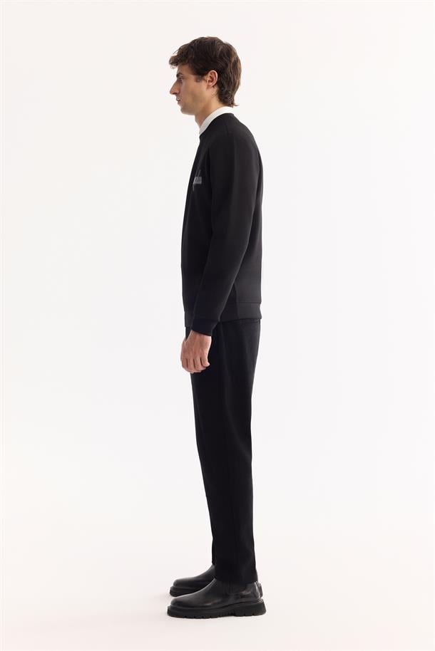 Siyah Bisiklet Yaka Göğsü Hologram Baskı  İnterlok Sweatshirt