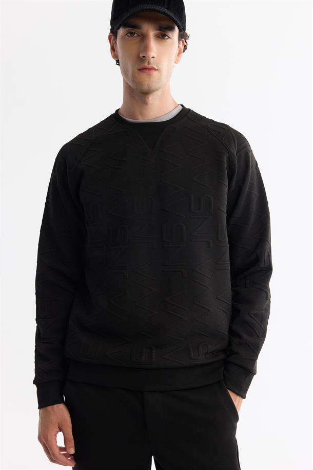 Siyah Bisiklet Yaka Jakarlı Sweatshirt