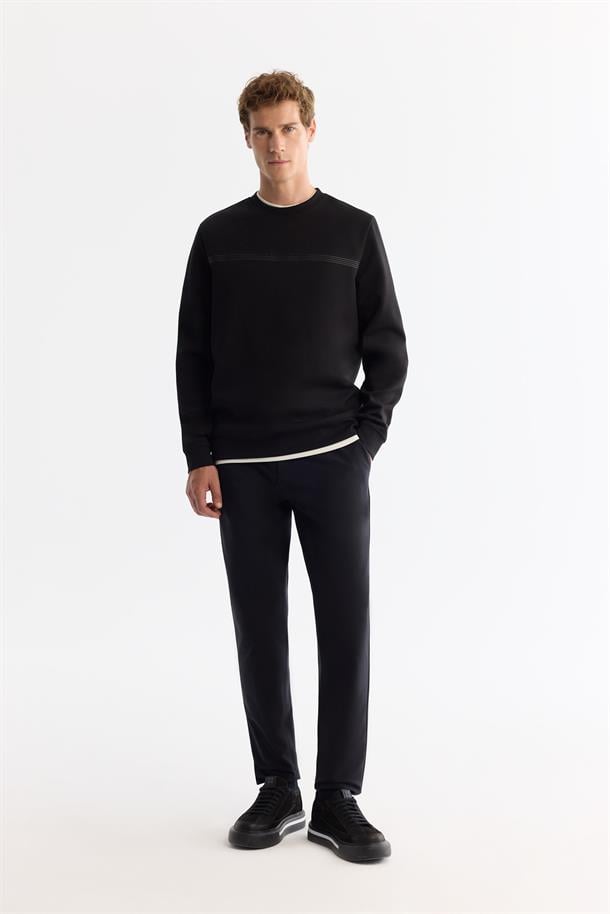 Black Crew Neck Printed Sweatshirt