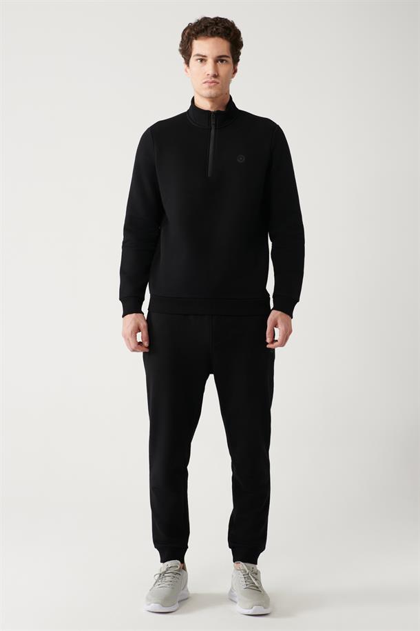 Siyah Dik Yaka Fermuarlı İçi Polarlı 3 İplik Regular Fit Standart Kesim Unisex Sweatshirt