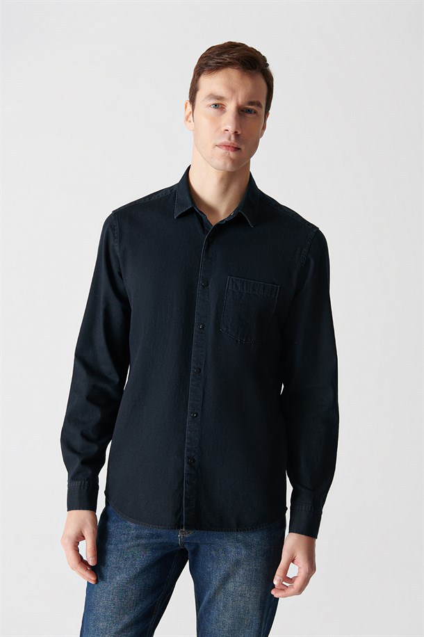 Siyah Düz Klasik Yaka Regular Fit Çıtçıtlı Gömlek