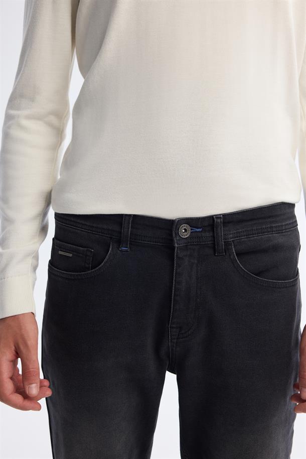 Siyah Eskitme Yıkamalı Overdy Slimfit Jean Pantolon