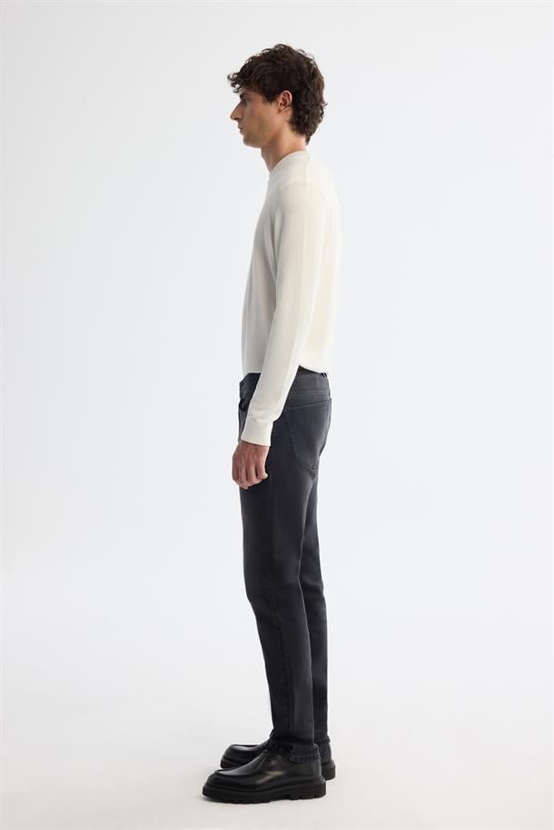 Siyah Eskitme Yıkamalı Overdy Slimfit Jean Pantolon