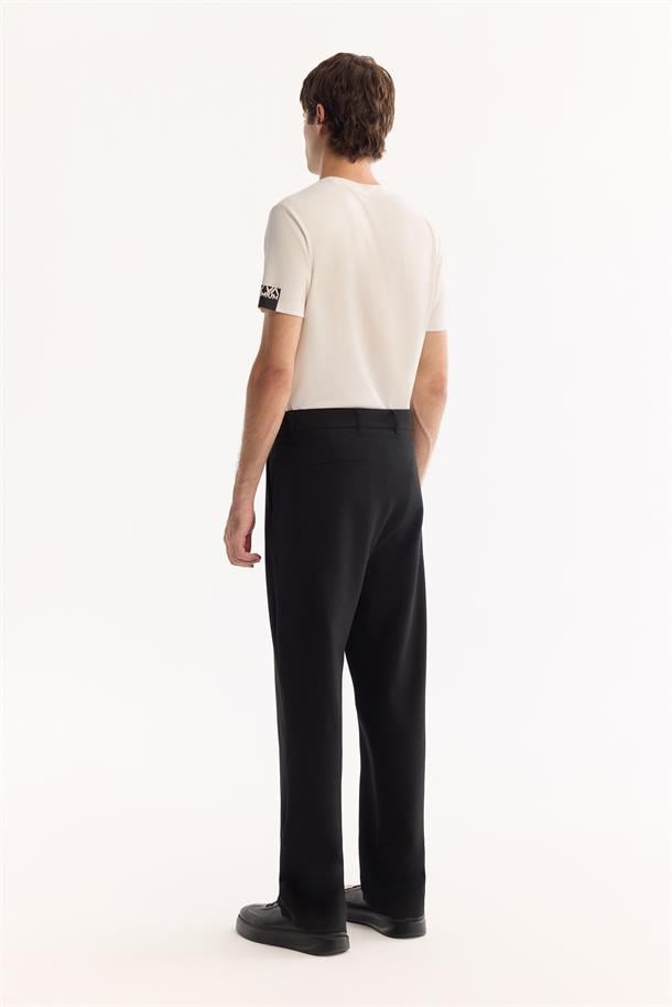 Siyah İnce Fitilli Dokulu  Baggy Fit Pantolon