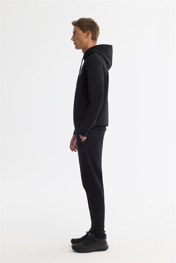 Siyah Kapüşonlu Esnek Yumuşak Doku İnterlok Kumaş Sweatshirt