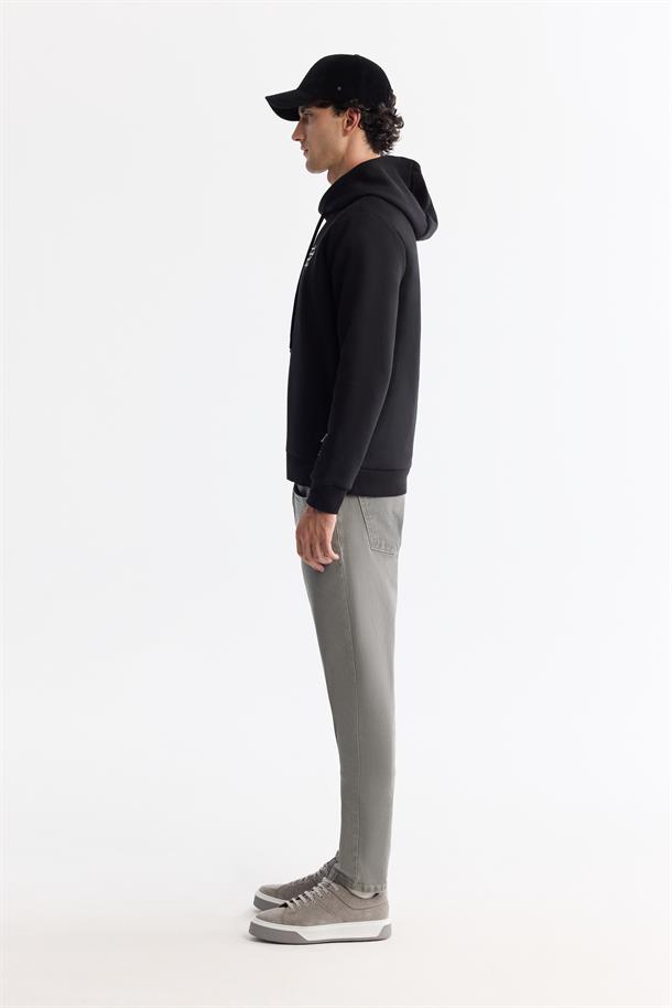 Siyah Kapüşonlu Sweatshirt