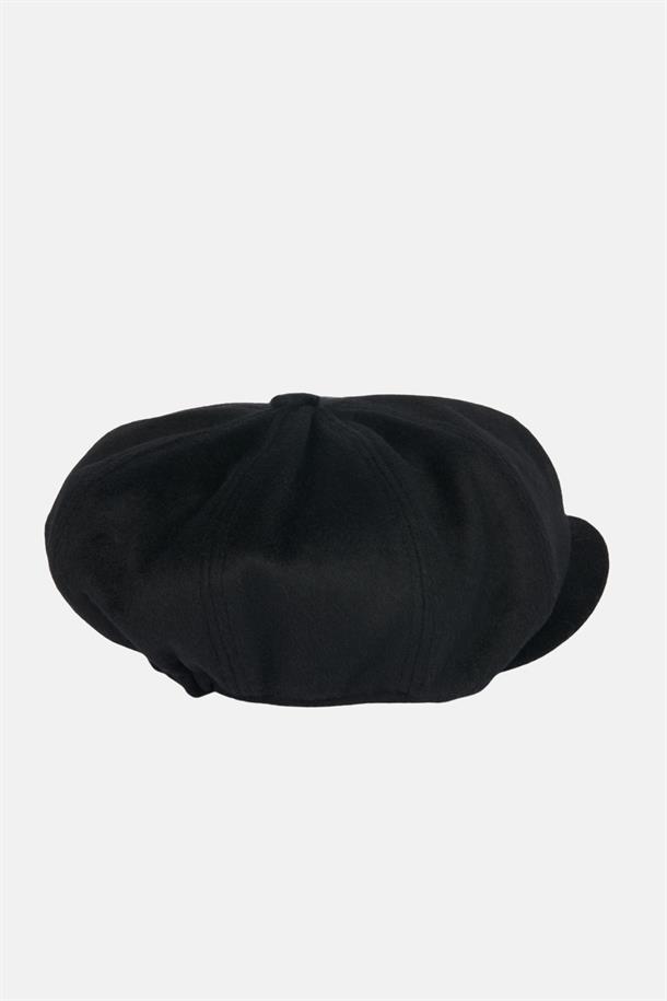 Siyah Kasket Şapka