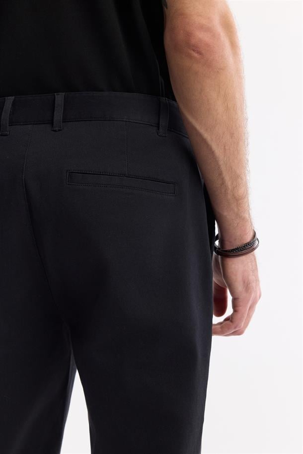Siyah Klasik Bel Armürlü Pamuk Karışımlı Lamus Slim Fit Chino Pantolon