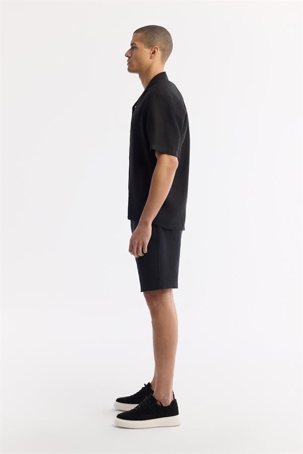 Siyah Küba Yaka %100 Keten Kısa Kol Rahat Kesim Oversize Fit Kısa Kol Gömlek