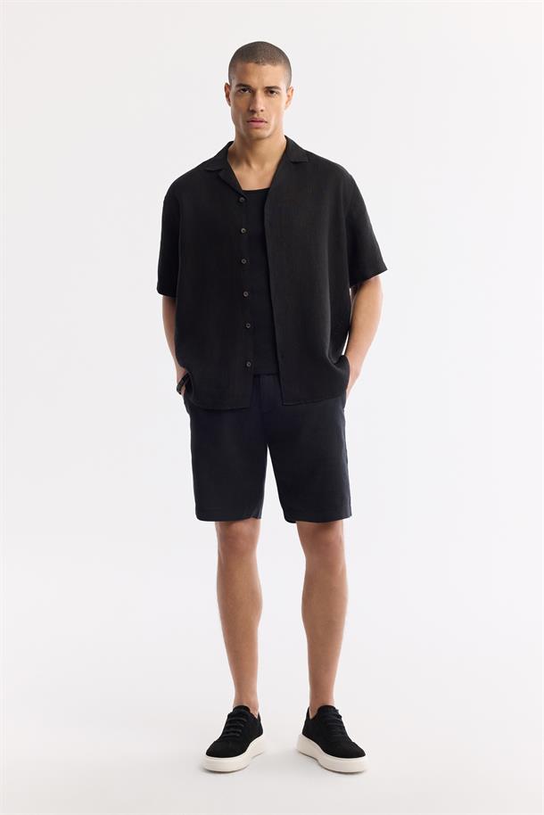 Siyah Küba Yaka %100 Keten Kısa Kol Rahat Kesim Oversize Fit Kısa Kol Gömlek