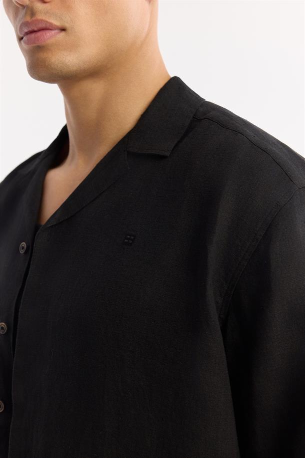 Siyah Küba Yaka %100 Keten Kısa Kol Rahat Kesim Oversize Fit Kısa Kol Gömlek