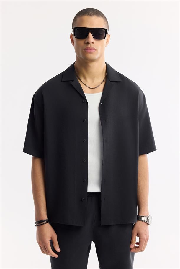 Siyah Küba Yaka Modal Karışımlı Oversize Fit Kısa Kol Gömlek