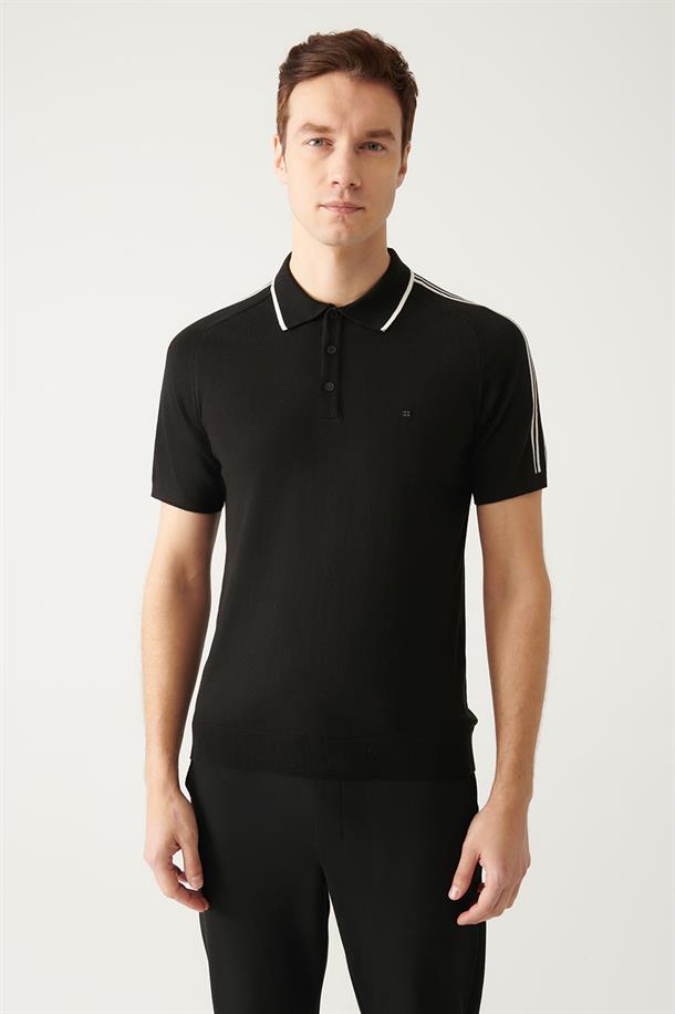 Siyah Polo Yaka Omuzu Çizgi Detaylı Triko T-shirt