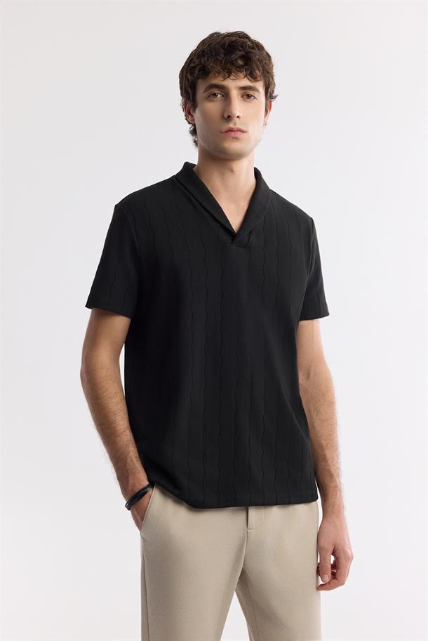 Siyah Şal Yaka Çizgili Jakarlı T-Shirt