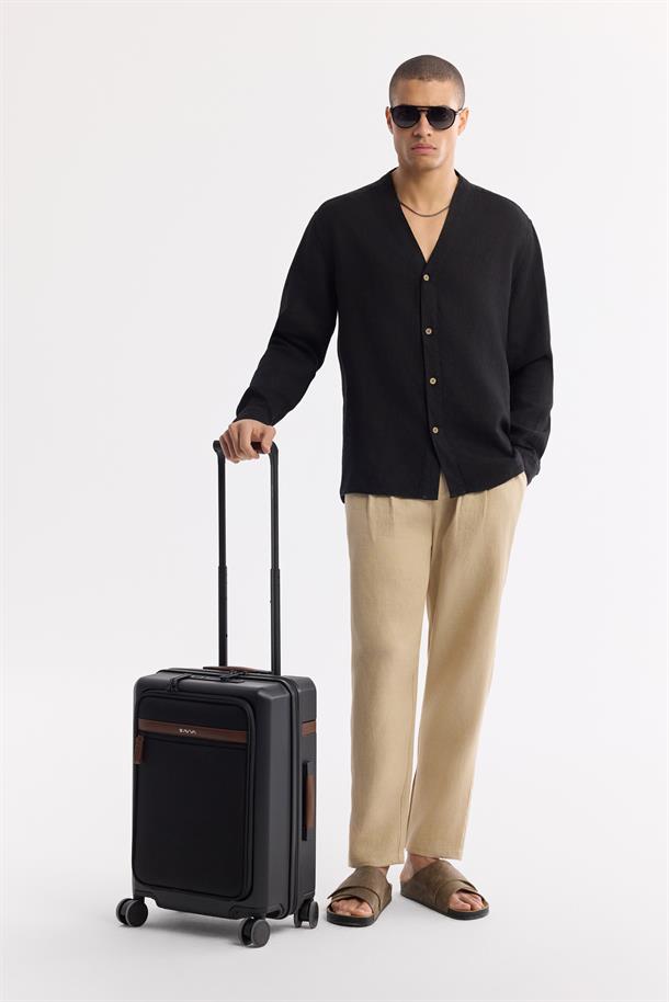 Siyah V Yaka %100 Keten Comfort Fit Uzun Kol Gömlek