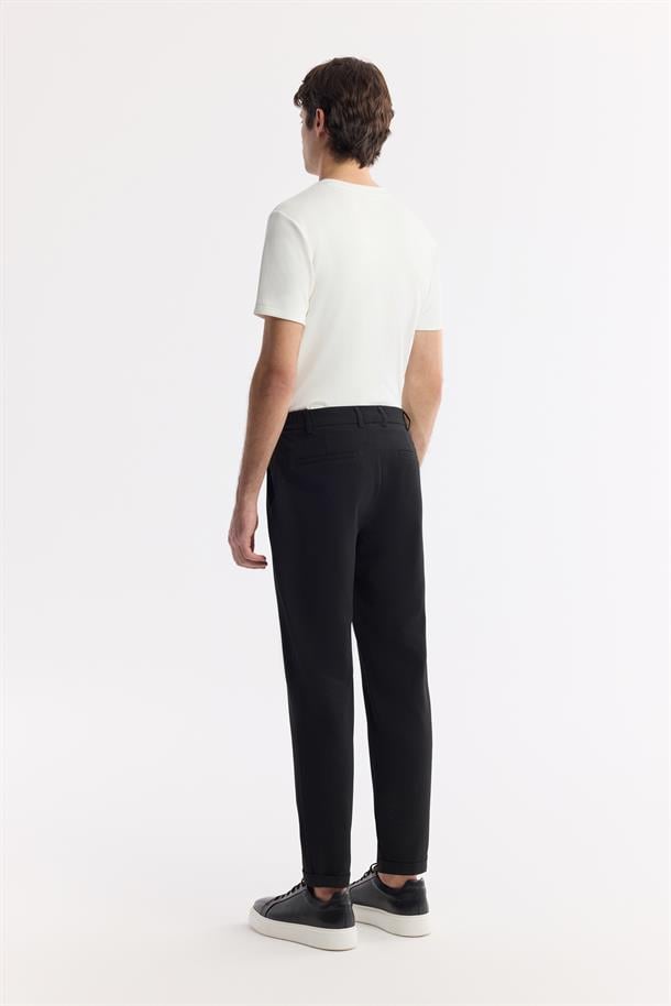 Siyah Yan Beli Lastikli Gofreli Chino Pantolon