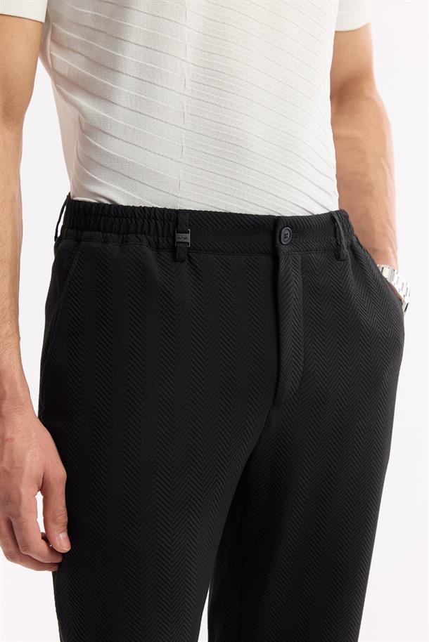 Siyah Yan Cepli Gofre Detaylı Bi Stretch Beli Lastikli Pantolon
