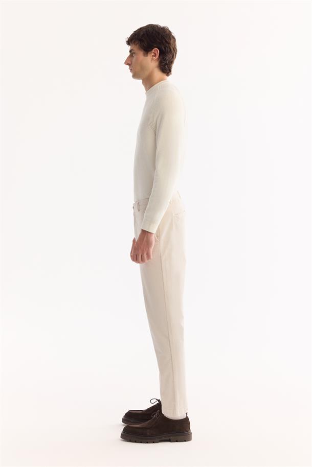 Taş Klasik Bel Kalın Fitilli Kadife Chino Garni Detaylı Relaxed Fit Pantolon
