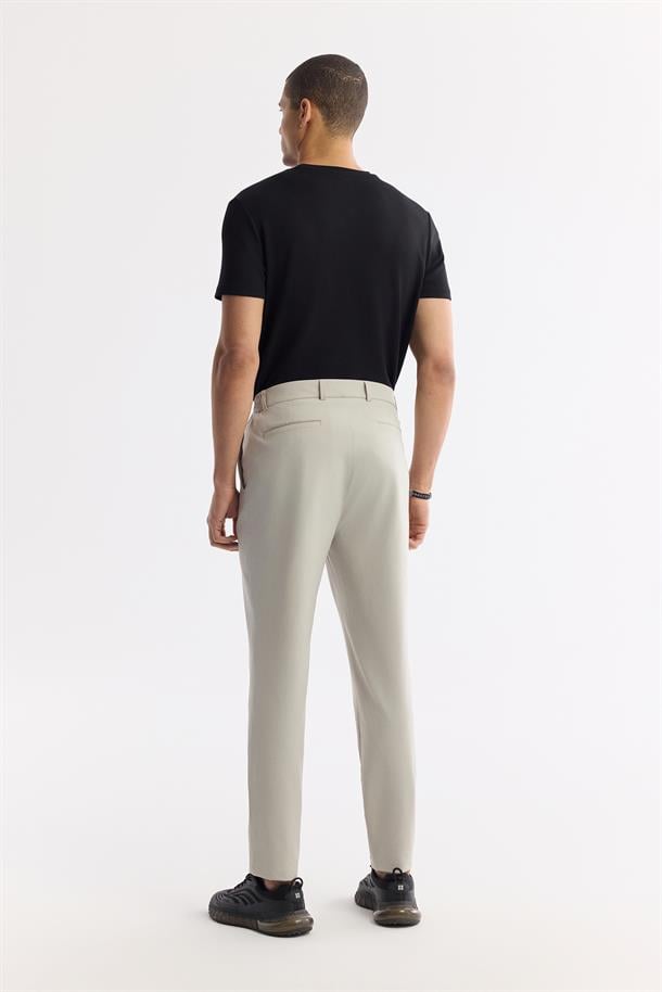 Taş Yanı Lastikli Teknik Kumaş Nora Slim Fit Pantolon