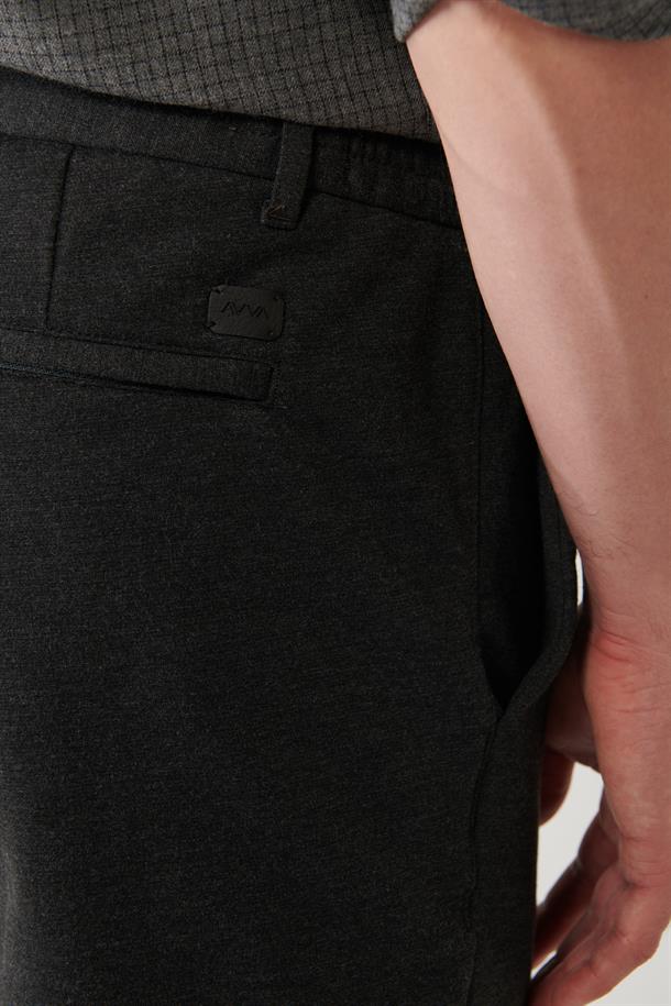 Antrasit Yanı Lastikli Fleto Cep Fermuar Detaylı Slim Fit Örme Chino Pantolon
