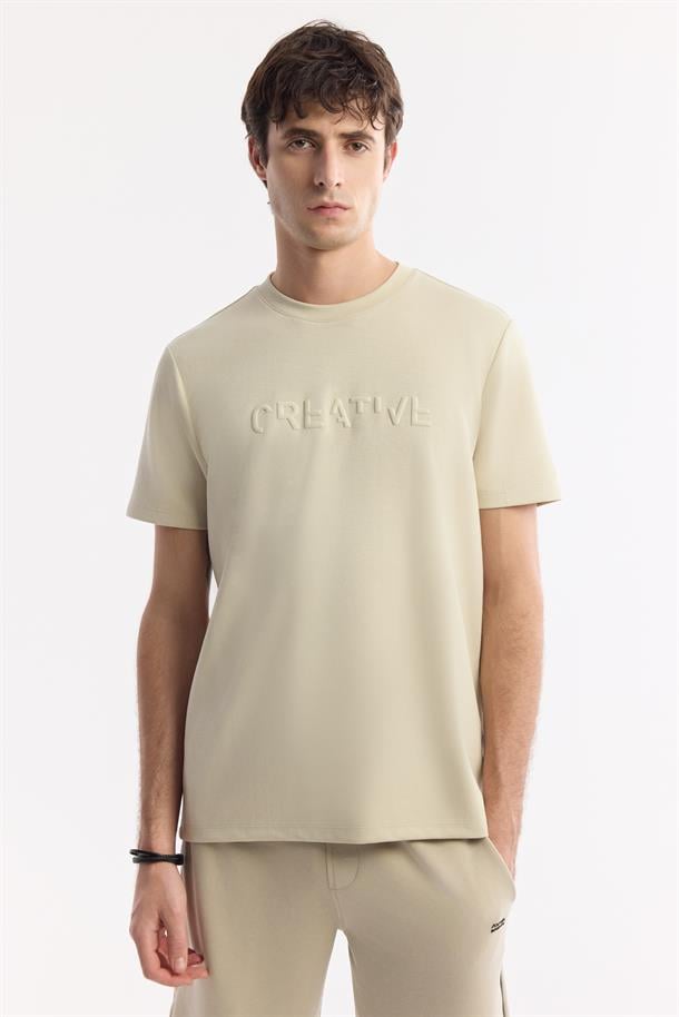 Bej Bisiklet Yaka Baskılı İnterlok T-Shirt