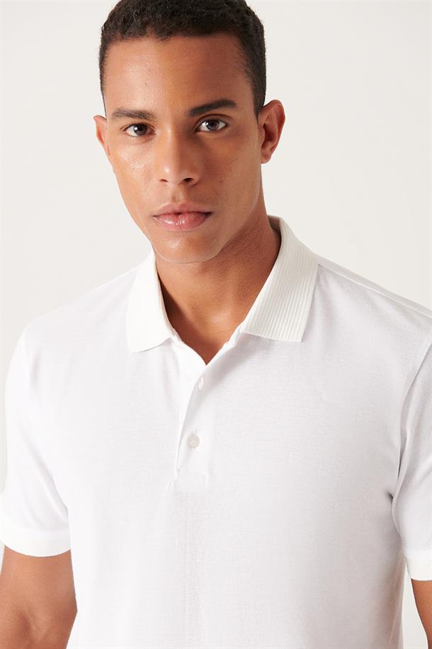 Beyaz %100 Pamuk Regular Fit 3 Düğmeli Polo Yaka T-Shirt