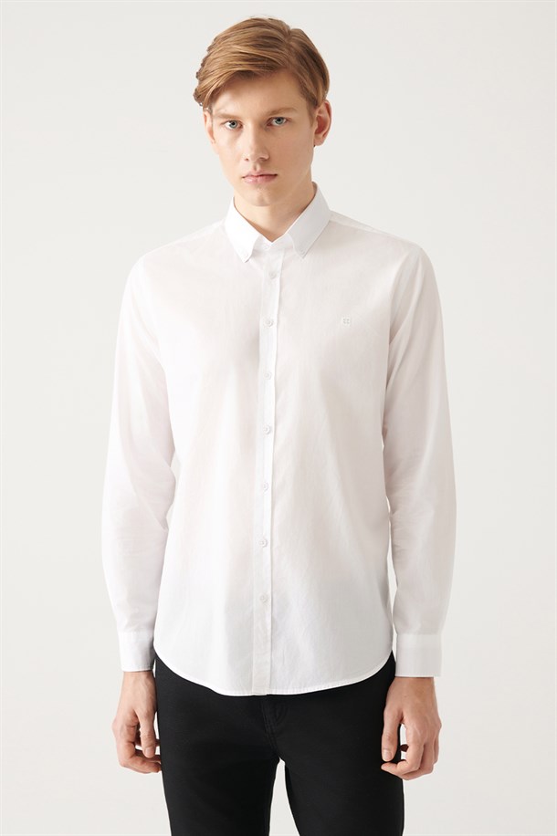 Beyaz Basic Pamuklu Gömlek