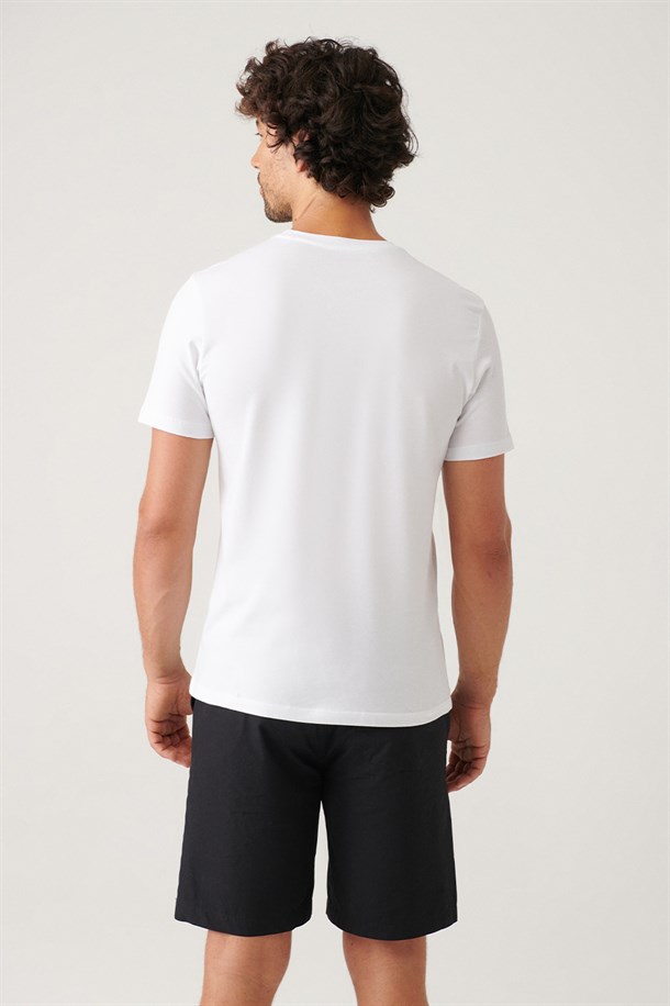 Beyaz Bisiklet Yaka Baskılı T-Shirt