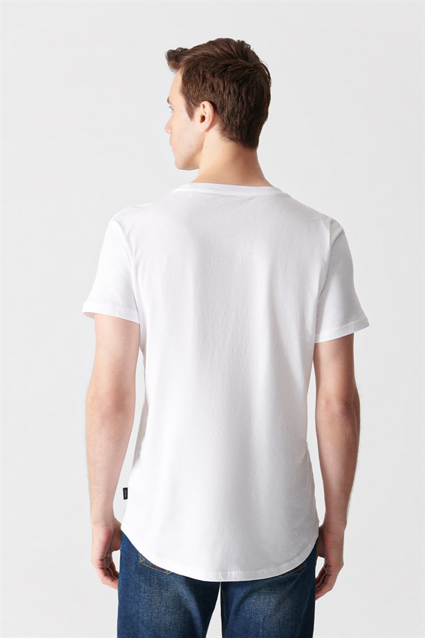 Beyaz Bisiklet Yaka Düz Long Fit T-Shirt