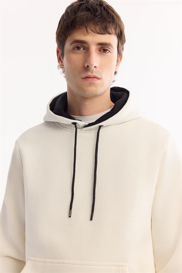 Beyaz Kapüşonlu 3 İplik Şardonlu Pamuklu Sweatshirt
