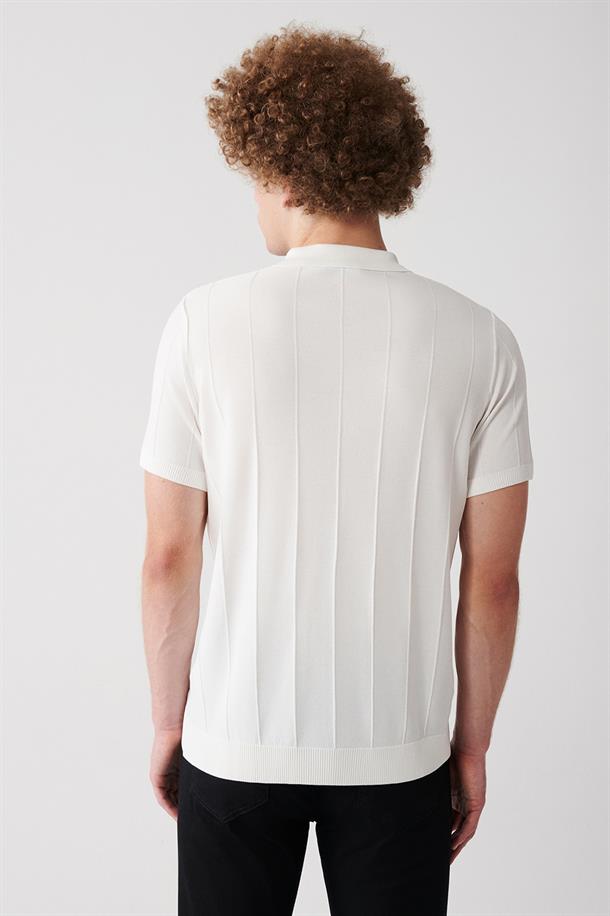 Beyaz Polo Yaka Fermuarlı Fitil Örgü Detaylı Triko T-shirt