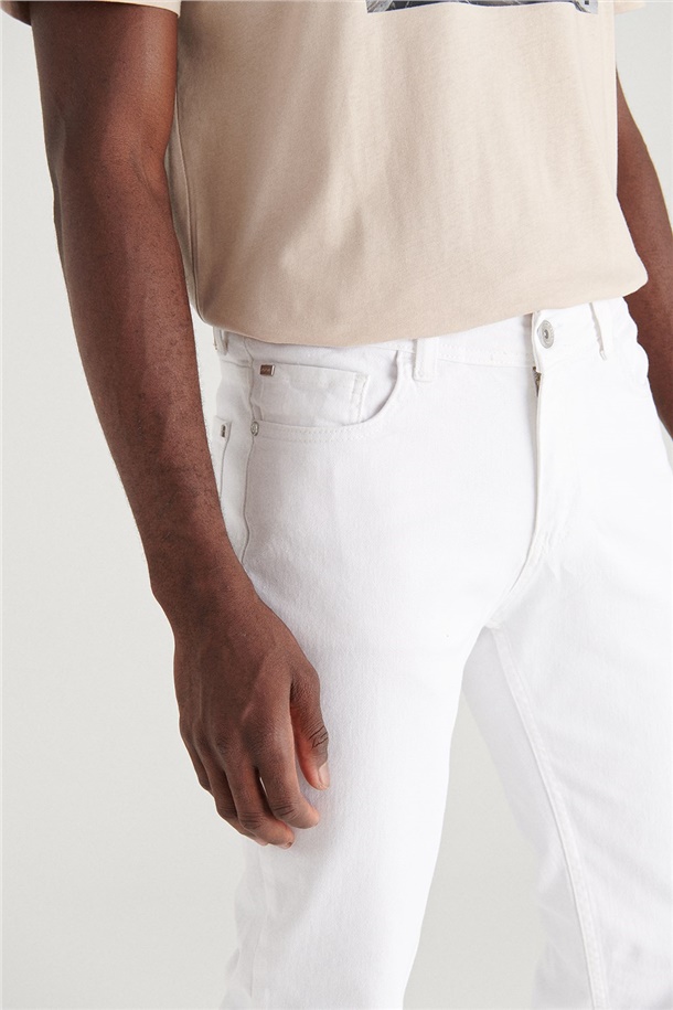 Beyaz Slim Fit Jean Pantolon