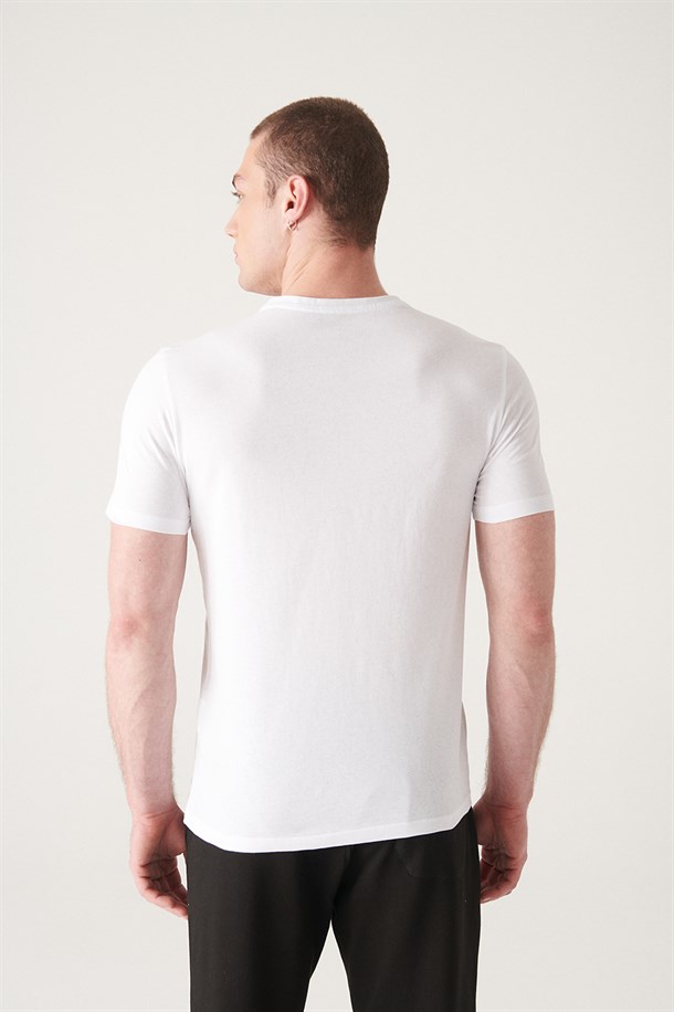 Beyaz V Yaka Düz T-Shirt