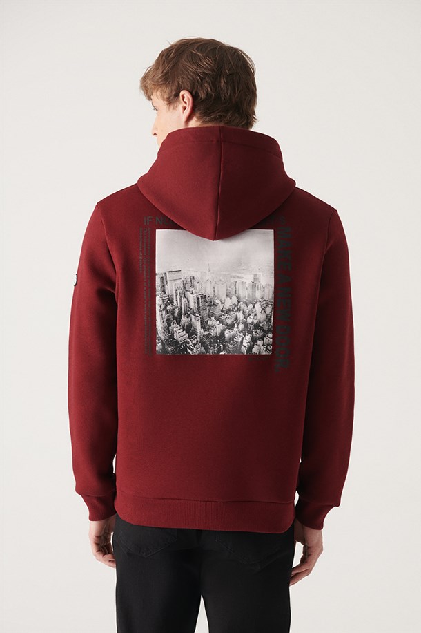 Bordo Kapüşonlu Yaka 3 İplik Şardonlu Arkası Baskılı Sweatshirt