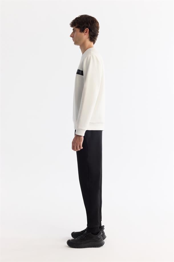Ekru Bisiklet Yaka Sweatshirt