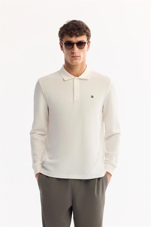 Ekru Polo Yaka Düz Uzun Kol T-shirt